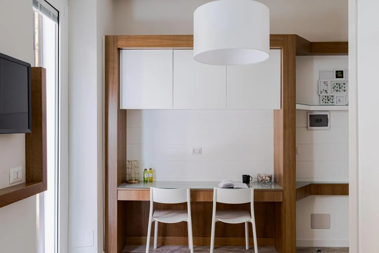 Cavour Luxury Home Roma 0*,  Italia